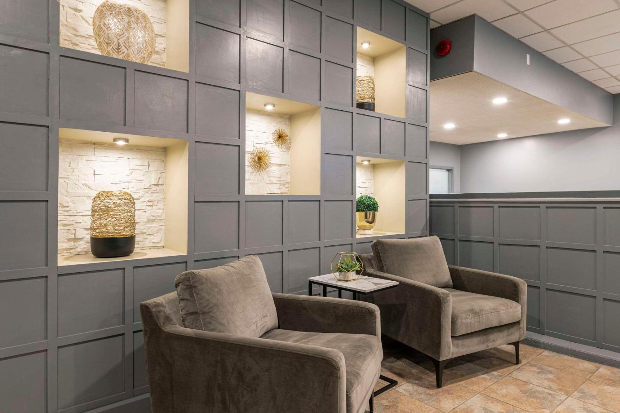 Hotel Comfort 2*