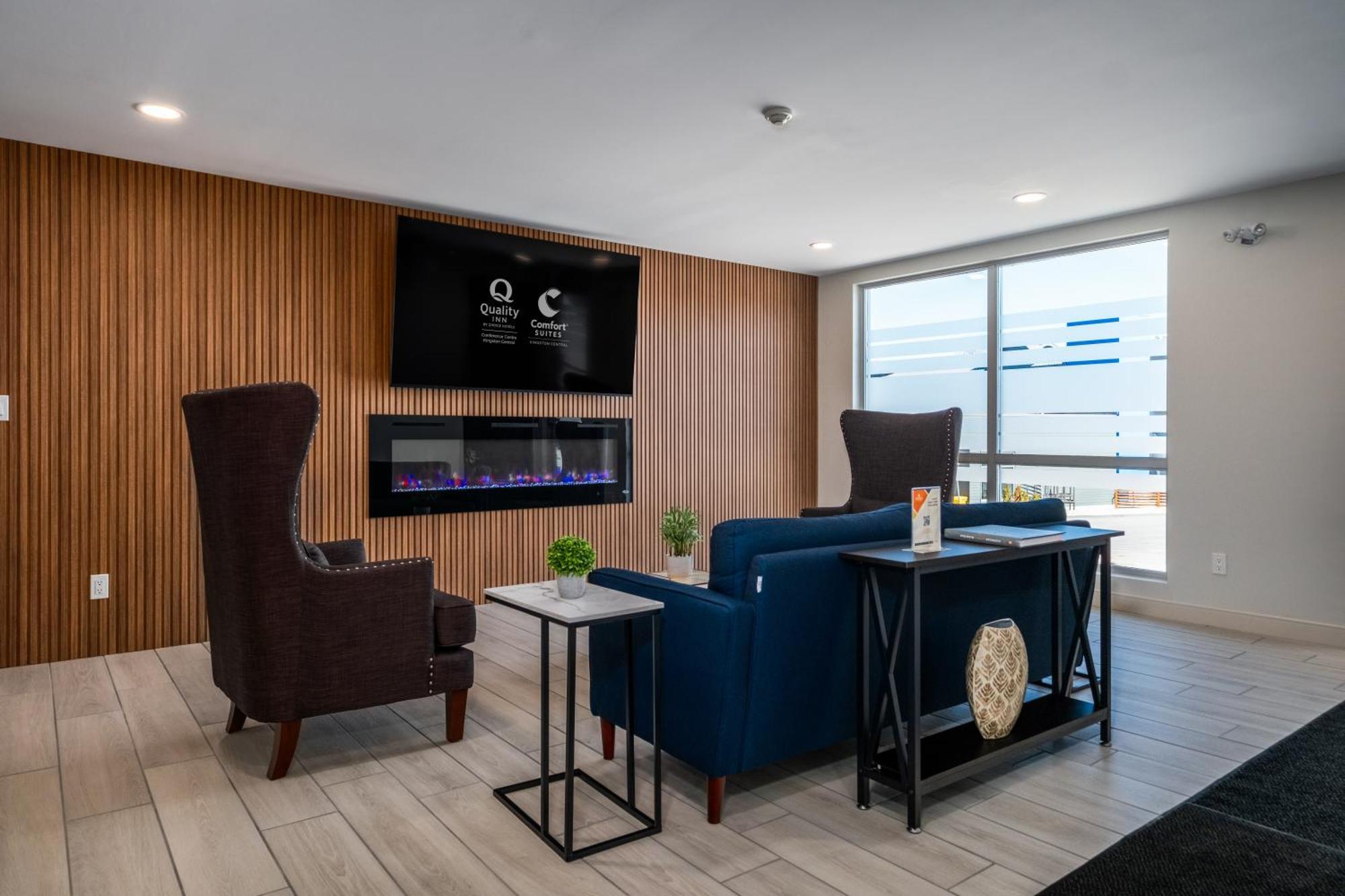 Comfort Hotel 2*